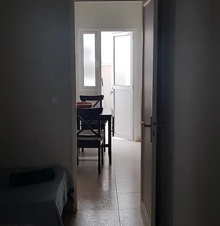 El Pirata Hostal