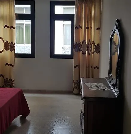 El Pirata Hostal *